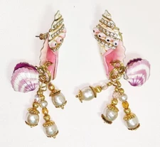 Vintage LUNCH AT THE RITZ Enamel "Clam Diggers" push-back earrings