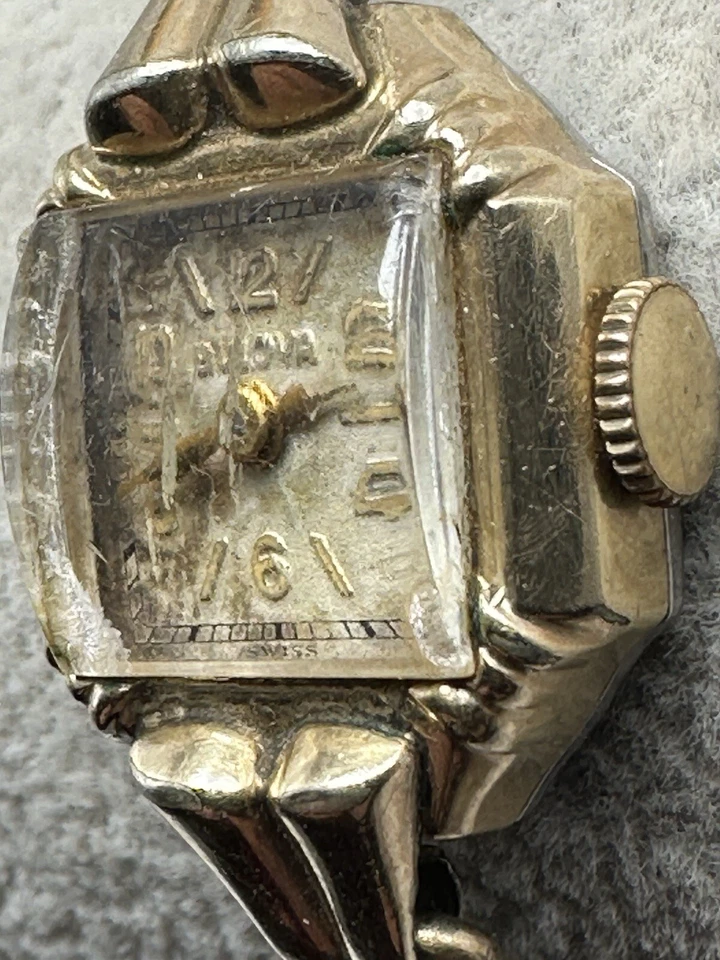 Bulova Gold Plated Vintage Ladies Watch Manual Wind Works 16MM 5.5" Swiss D64 - Image 2 of 4