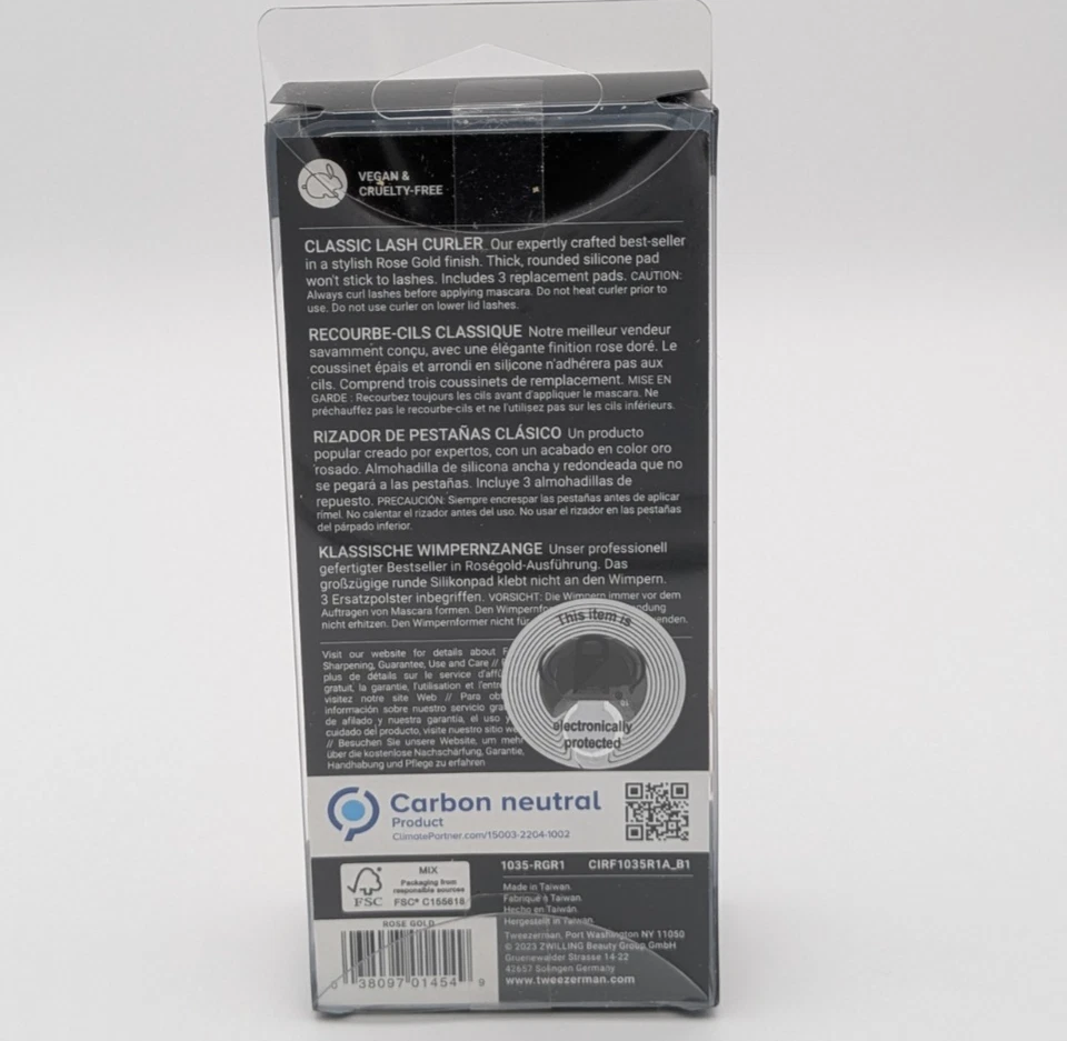 Tweezerman Classic Eyelash Curler Rose Gold with 3 Replacement Silicone Pads - Image 2 of 2