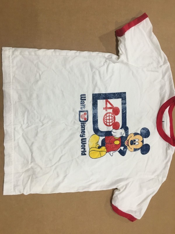 New Disney parks shirt boys or GIRLS SMALL top unisex classic 