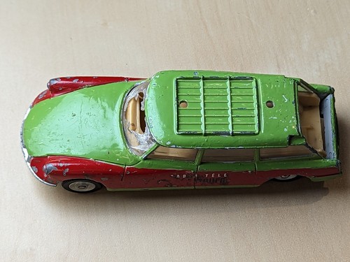 VINTAGE DIECAST DINKY TOYS CITROEN BREAK ID 19- GRUEN -ROT-RESTAURATION O. TEILE - Imagen 3 de 8