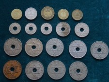 BRITISH WEST AFRICA PENNY THREEPENCE 1907 - 1940 COIN PACKET  Y599