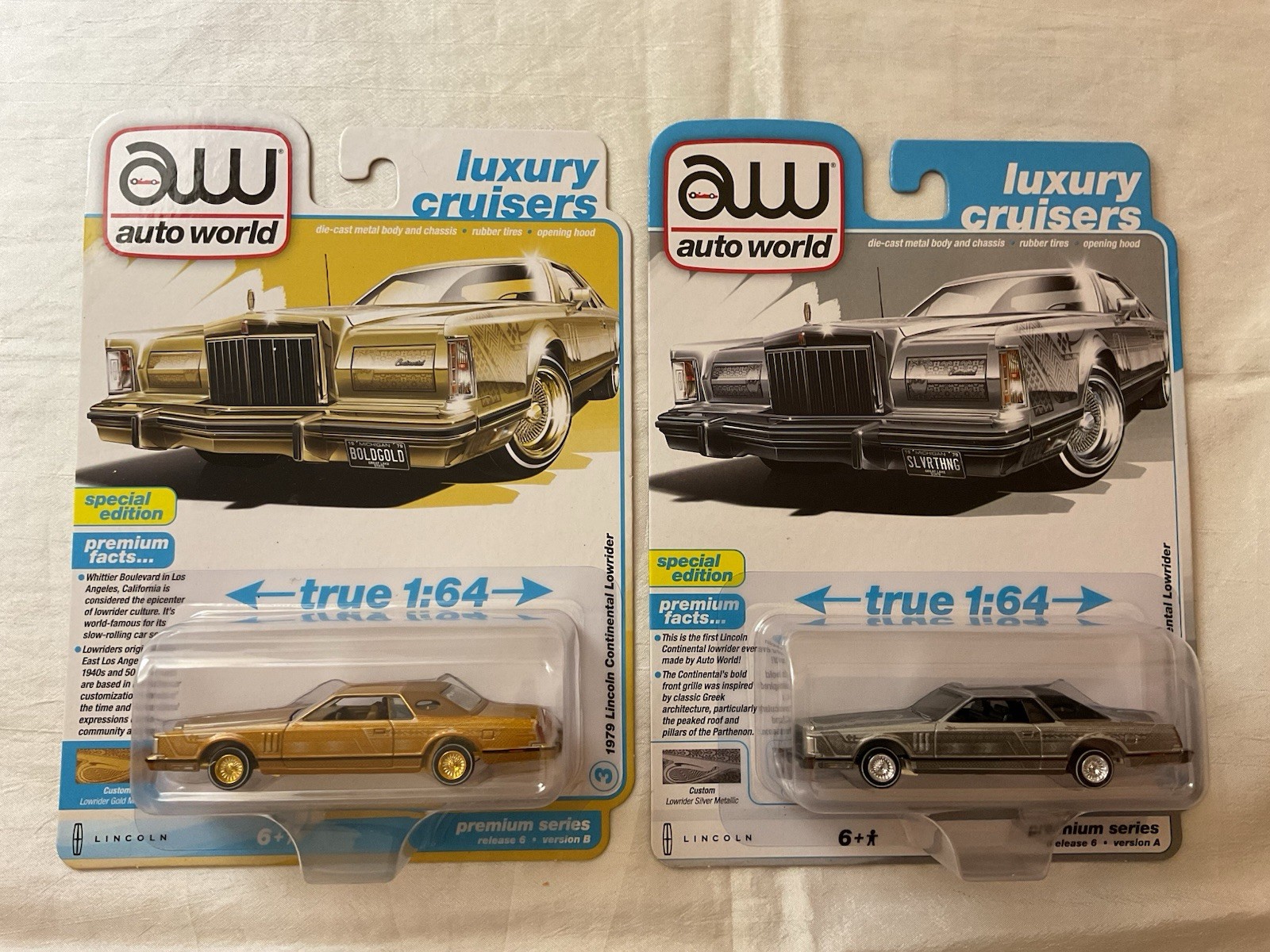2024 Auto World 1979 Lincoln Continental Lowrider 2-Pack Gold & Silver