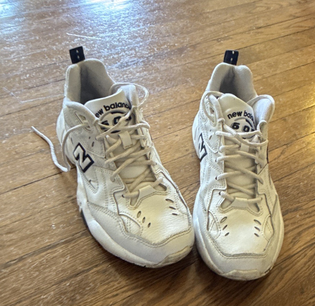 New Balance White Lace-Up Low Top Athletic Sneaker Unisex Adults Pre-Owned