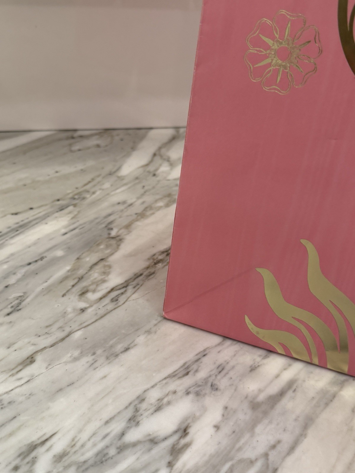 Gucci Holiday 2018 pastel pink Shopping Tote Bag