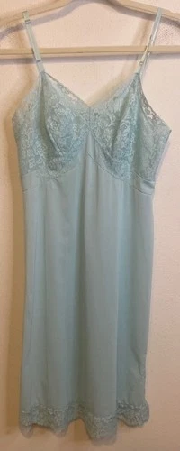 Vintage VANITY FAIR  Size 32 SMALL Blue  Nylon Slip Dress Cottagecore USA Fairy
