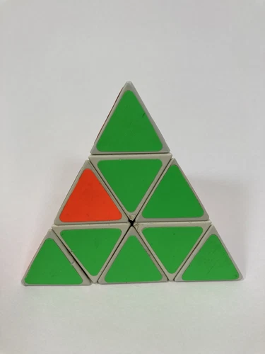Vintage Pyraminx by TOMY Pyramid Triangle Rubik’s Cube Combination Puzzle 80’s
