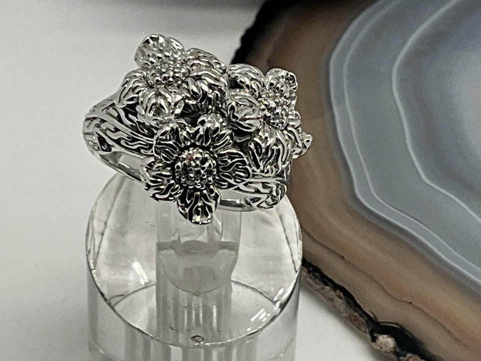 Anillo John Hardy 18K y 925 Diamantes Motivo Floral Talla 7.25 Anillo Foto 2 de 4