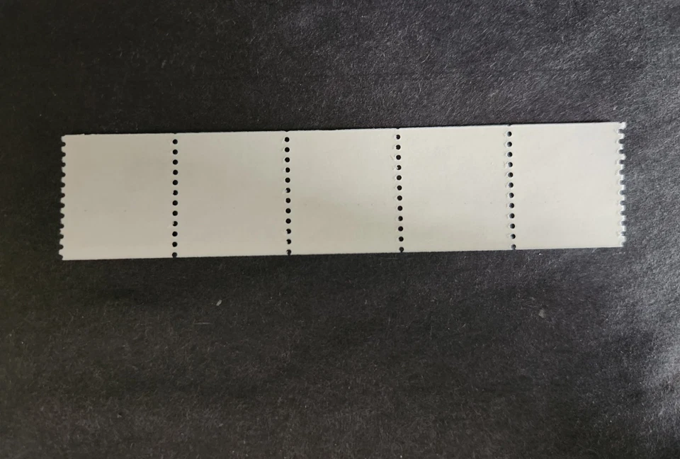 Rjkstamps US 3631 FLAG USA COIL STRIP OF 5 (37c) STAMPS "2002" PLATE# S1111 - Image 2 of 4