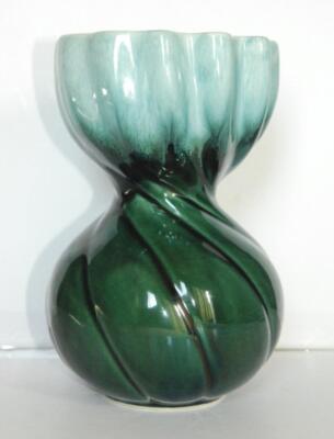 VINTAGE MID CENTURY MODERN USA 808 GLAZED GREEN GRADIENT VASE 8.5