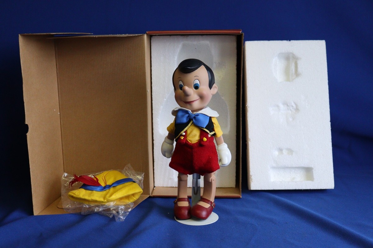 Disney Pinocchio doll 12