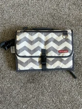 Skip Hop Pronto Baby Changing Station Chevron New