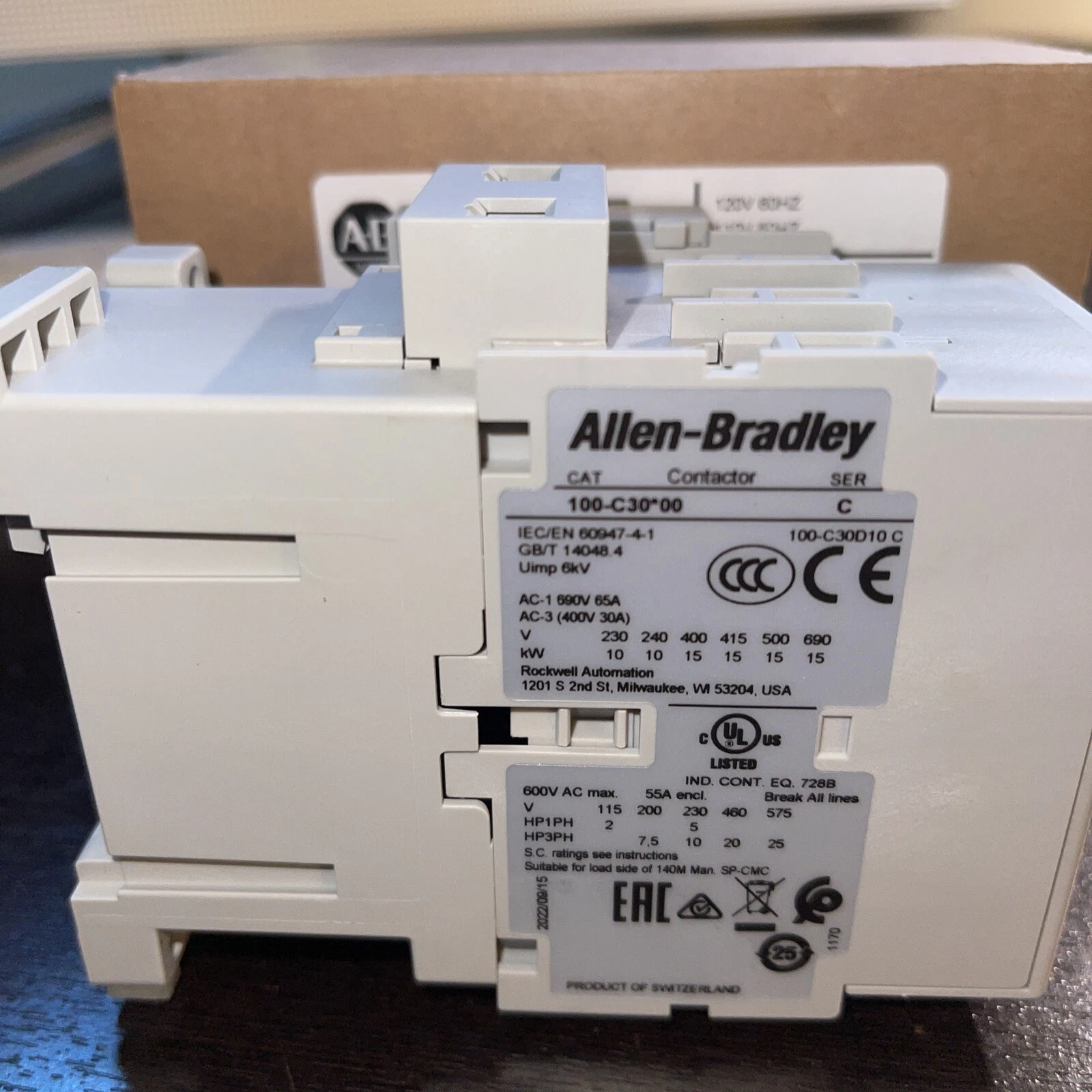 ALLEN BRADLEY. 100-C30D10. 120V CONTACTOR US Free Tax - thumbnail 3