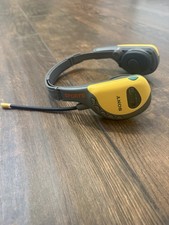 Sony Walkman Sport SRF-HM55 AM/FM Stereo Radio Headphones PLL Synthesized Yellow