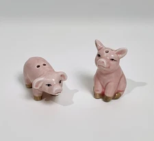 Ceramic Pig Salt & Pepper Shakers