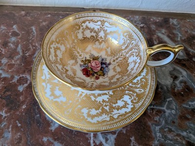 Rare Aynsley J A Bailey Cabbage Rose Bouquet Teacup Tea cup Saucer Flowers Gold