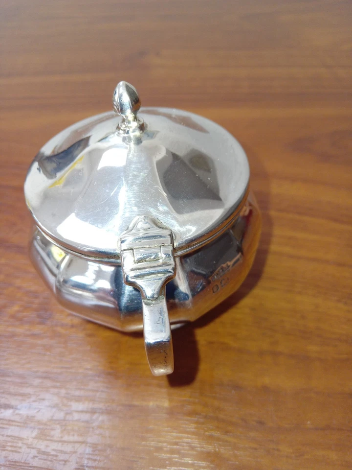 Vaso de mostarda vintage prata esterlina com forro de vidro azul. Birmingham 1928 - Imagem 2 de 4