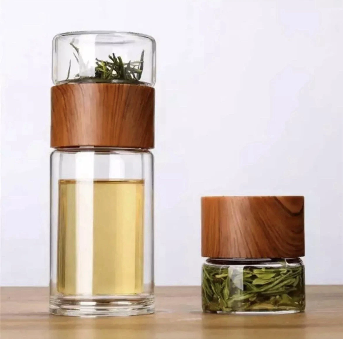 Leak-Proof Tea Infuser Water Separation Glass Bottle With Tea Stranger Tea Tumbl