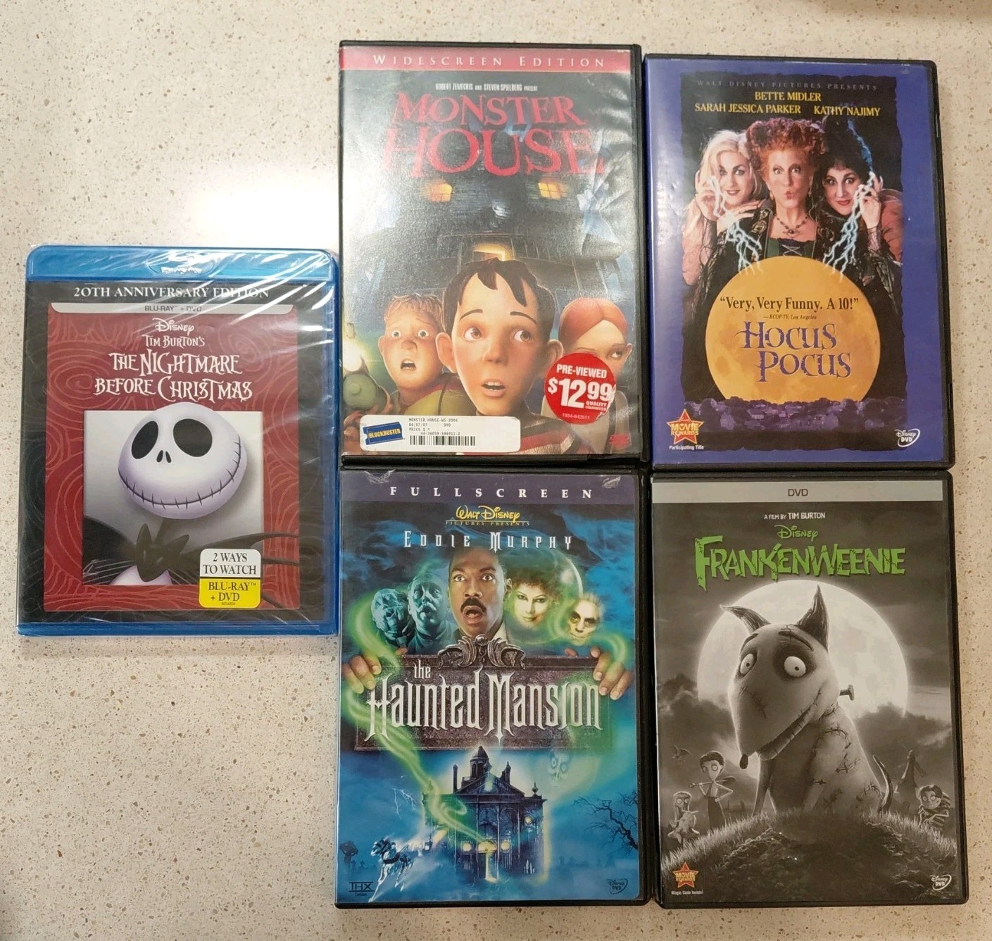 Lot Of 5 nightmare before xmas,hocus pocus,haunted mansion(sealed) 4x pre owned