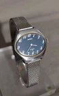 Vintage SEIKO Mechanical 24 Jewels Oval Dark Blue Dial Watch ~Winds & Runs ~28mm