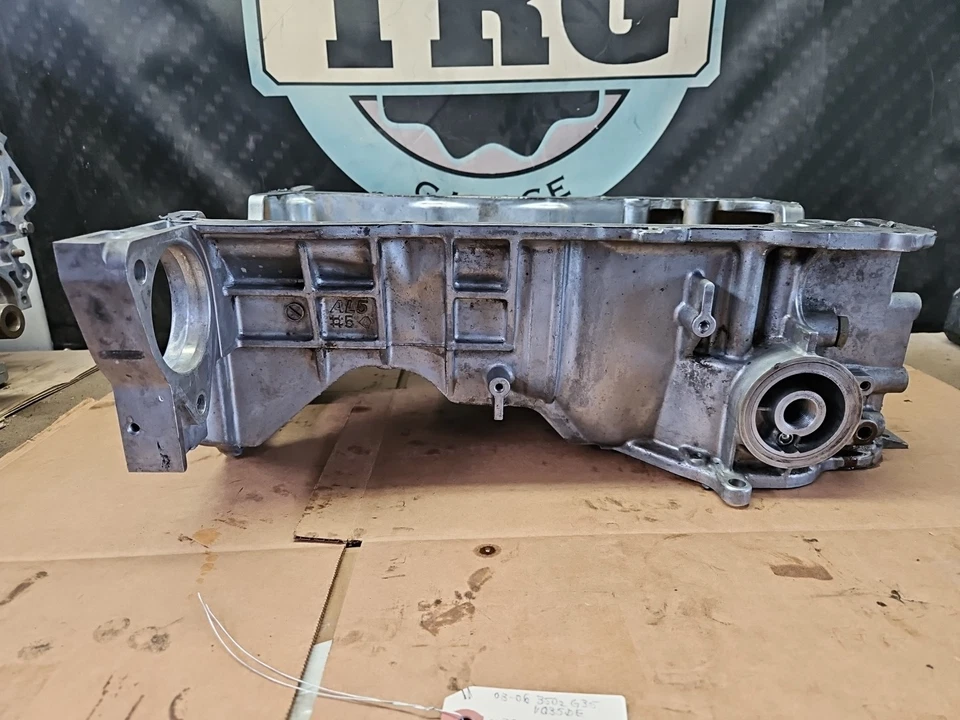 03-06 Infiniti G35 Nissan 350z VQ35DE Conjunto de cárter de aceite superior 11110-CD001 Foto 3 de 4