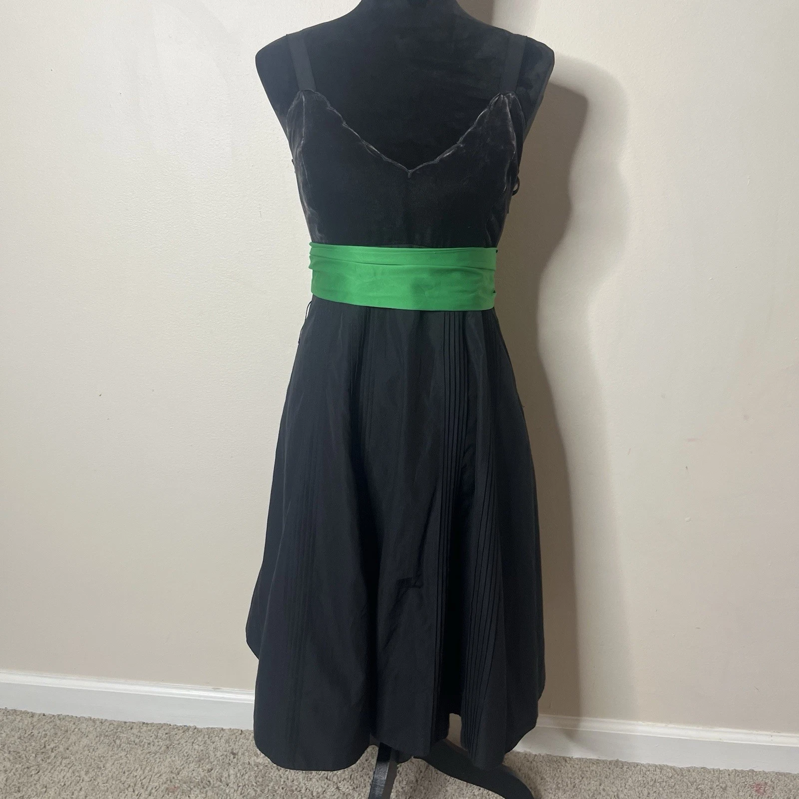 Abito al ginocchio Moulinette Soeurs Vetements nero seta cotone scollo a V velluto A~Linea 6