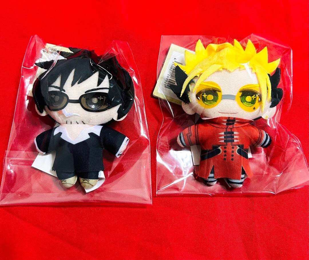 TRIGUN STAMPEDE EXHIBITION Peluche Limitado Vash the Stampede Nicholas 11cm Juego De 2