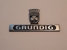 Emblem "Grundig" aus Grundig TK125 de Luxe - Tonband