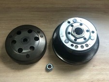 UN EMBRAYAGE COMPLET TYPE MOTEUR C131M PIAGGIO 50 TYPHOON GILERA 50 STALKER 2T