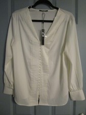T Tahari Ivory Pleat Cuffs V Neck Poly Blend Button Top Size Small NEW with Tags