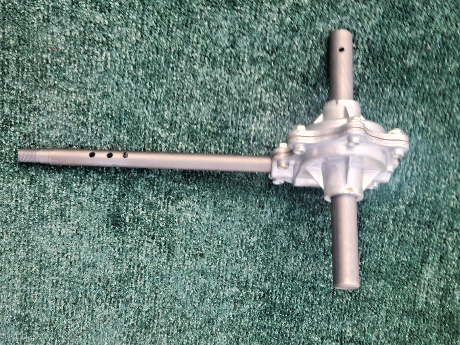 Husqvarna OEM 501149601 598831601 Snowblower Auger Gearbox Craftsman Poulan AYP