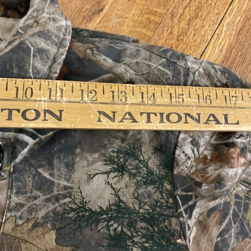 Bass Pro Shops Silent-Hide Insulated Hunting Coveralls Youth Size XL Camouflage - Picture 8 of 15