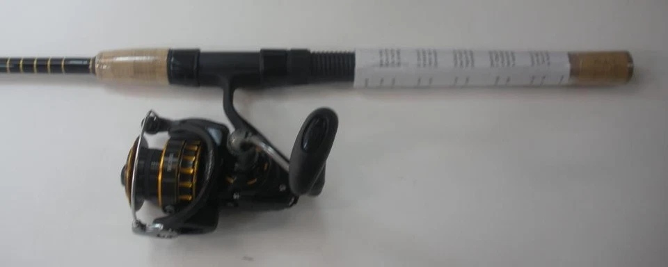 Combo de varilla de carrete giratorio Daiwa BG2500/701 MML negro dorado 7 pies 1 pieza luz media Foto 3 de 4