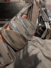 Right Cleveland RTX Zipcore satin chrome,raw wedge set.54,56,58,60
