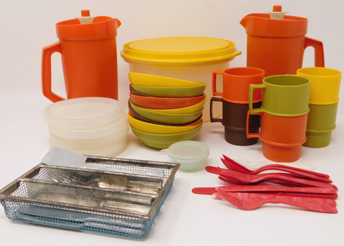 1970s Childrens Tupperware Toys Dishes Mini Play set- Cups Pitchers w/silverware