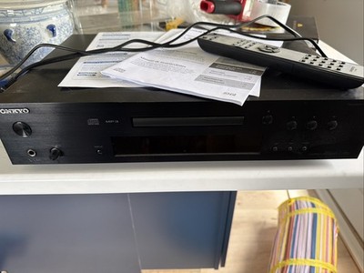 ONKYO C-7030 Compact Disc CD/MP3 Player Including remote Tested & Functional