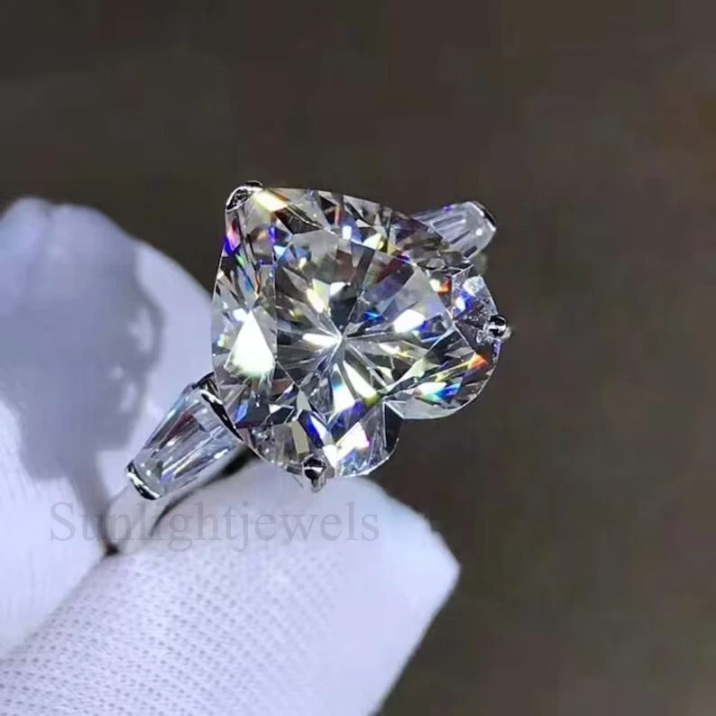 6.30 Ct Certified Heart Cut Solitaire White Treated Diamond 925 Silver Ring - Image 4 of 4