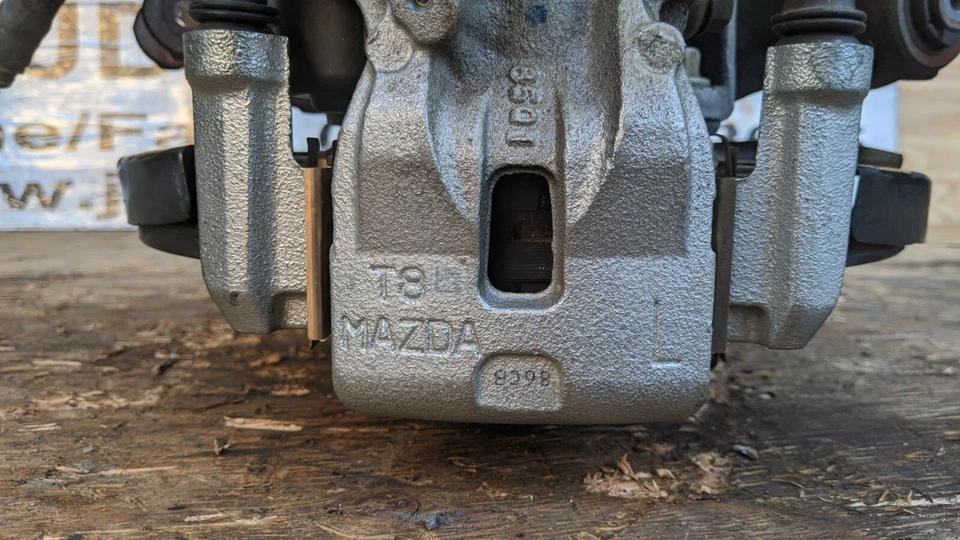 2018-2019 Mazda CX5 Rotor Caliper Knuckle Hub Set OEM CX5 Rear LEFT OEM — 第 4/4 张图片