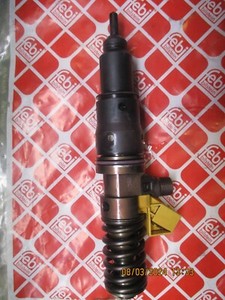 Volvo or Mack D13 D11 engine 2017 US17 Fuel pump injector for core or parts  