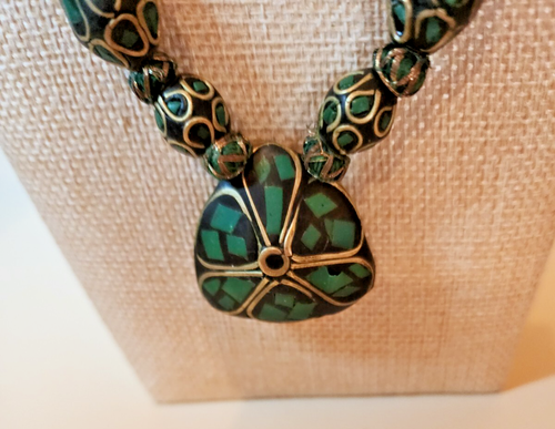 Heavy Tribal Green Inlaid Stone Pendant Necklace – Boho Artisan Ethnic Statement - Picture 4 of 6