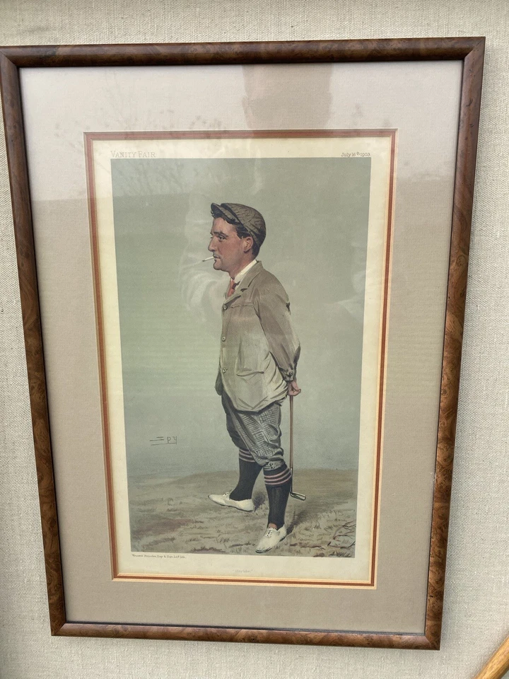 Expositor antiguo vintage enmarcado de club de golf con todos los artículos originales impresión espía Foto 3 de 4