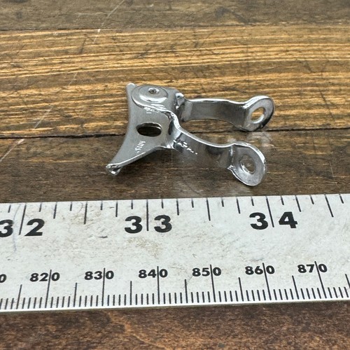 Vintage Suntour Chainstay Cable Guide NOS Chain Stay Clamp On Frame Housing Stop - Picture 3 of 12