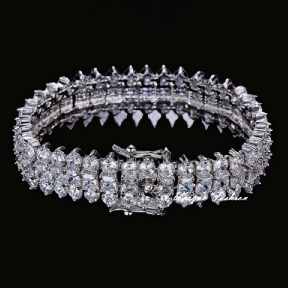 Brazalete de diamantes simulados de corte princesa de 33 quilates relleno de oro blanco de 18 quilates regalo nupcial Foto 3 de 4