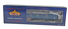 Bachmann 39-182A OO Gauge BR MK1 Full Brake BG Blue Grey Newspapers Coach Boxed.