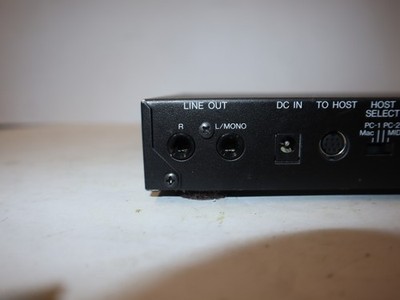 Yamaha TG100 Tone Generator Vintage Midi Sound Module w/ AC Cord