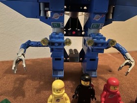 LEGO SPACE: Robot Command Center #6951 - 100% Complete w/Manual Nice!