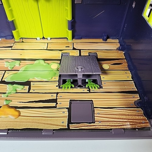 Scooby Doo Mystery Mansion Haunted House Playset - Picture 24 of 24