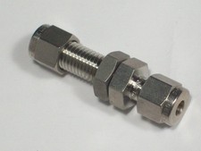 1 - Swagelok Stainless Steel Bulkhead Union Fitting, 3/16" OD Tube, SS-300-61