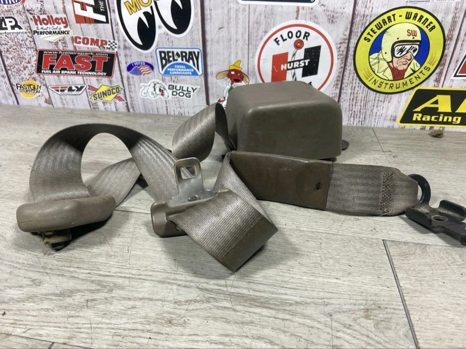 95-98 Toyota Tacoma Front Right Pass cinto de segurança retrator carvalho bronzeado assento de cabine único - Imagem 3 de 4