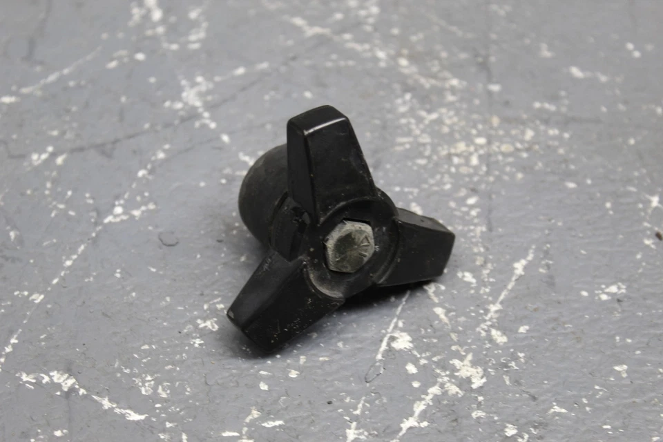 Polaris SKS 500 1994 OEM CORREA DE TRANSMISIÓN EMBRAGUE CUBIERTA PROTECTOR PERNO Foto 2 de 4